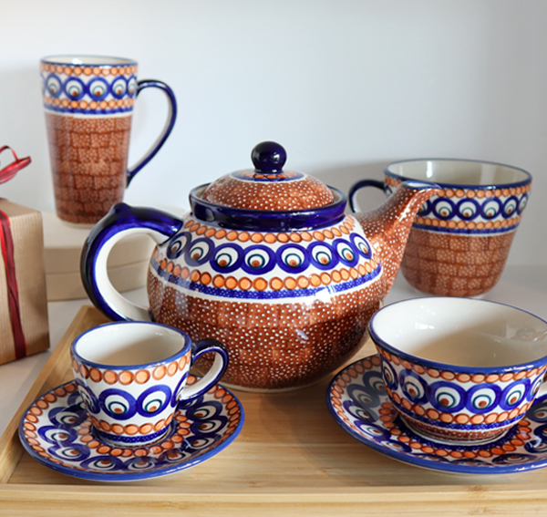 Ceramiczne naczynia, ręcznie malowane, ceramika artystyczna bolesławiec, manufaktura bolesławiec, dekoracja 054B pawie oczka
