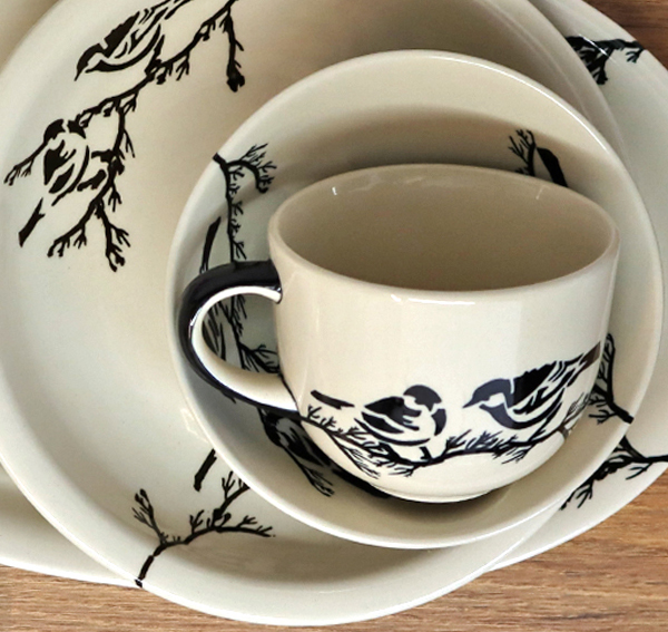 Ceramiczne naczynia, ręcznie malowane, ceramika artystyczna bolesławiec dekoracja 1213 sikorki, zakłady ceramiczne bolesławiec