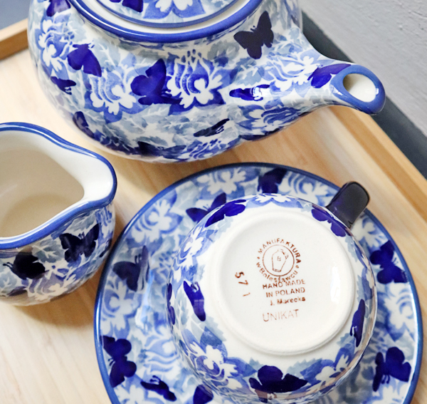 Ceramiczne naczynia, ręcznie malowane, ceramika artystyczna bolesławiec, manufaktura bolesławiec,