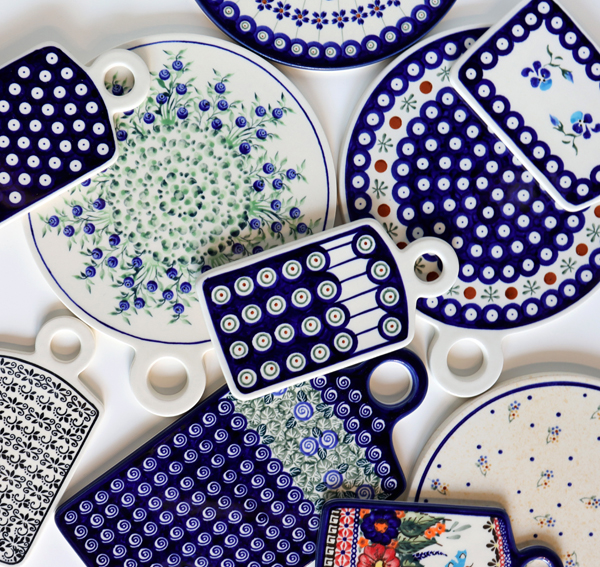 Ceramiczne naczynia, ręcznie malowane, ceramika artystyczna bolesławiec deseczki
