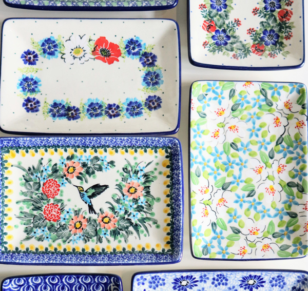 Ceramiczne naczynia, ręcznie malowane, ceramika artystyczna bolesławiec
